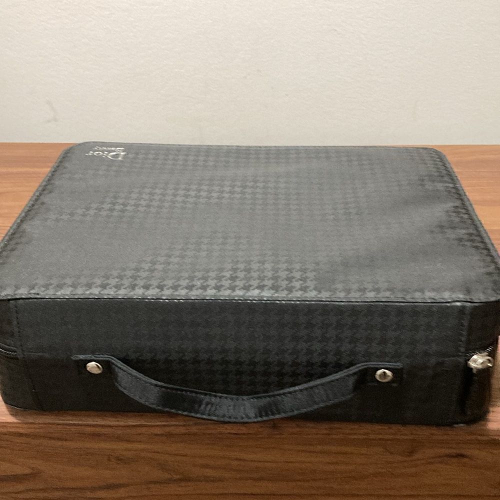 Dior Beauty Cosmetic/Jewlery Travel Case in Black Houndstooth with Silver logo. - Picture 2 of 10